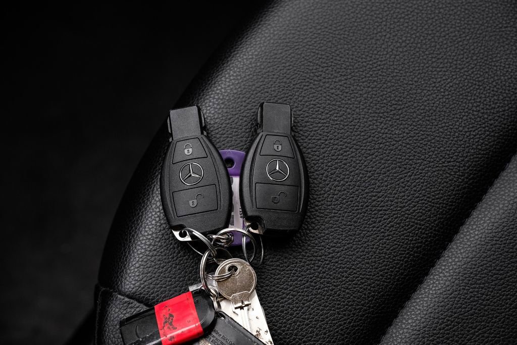 Used 2023 Mercedes-Benz Metris image 54