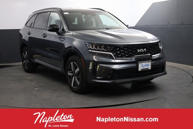 Used 2022 Kia Sorento S