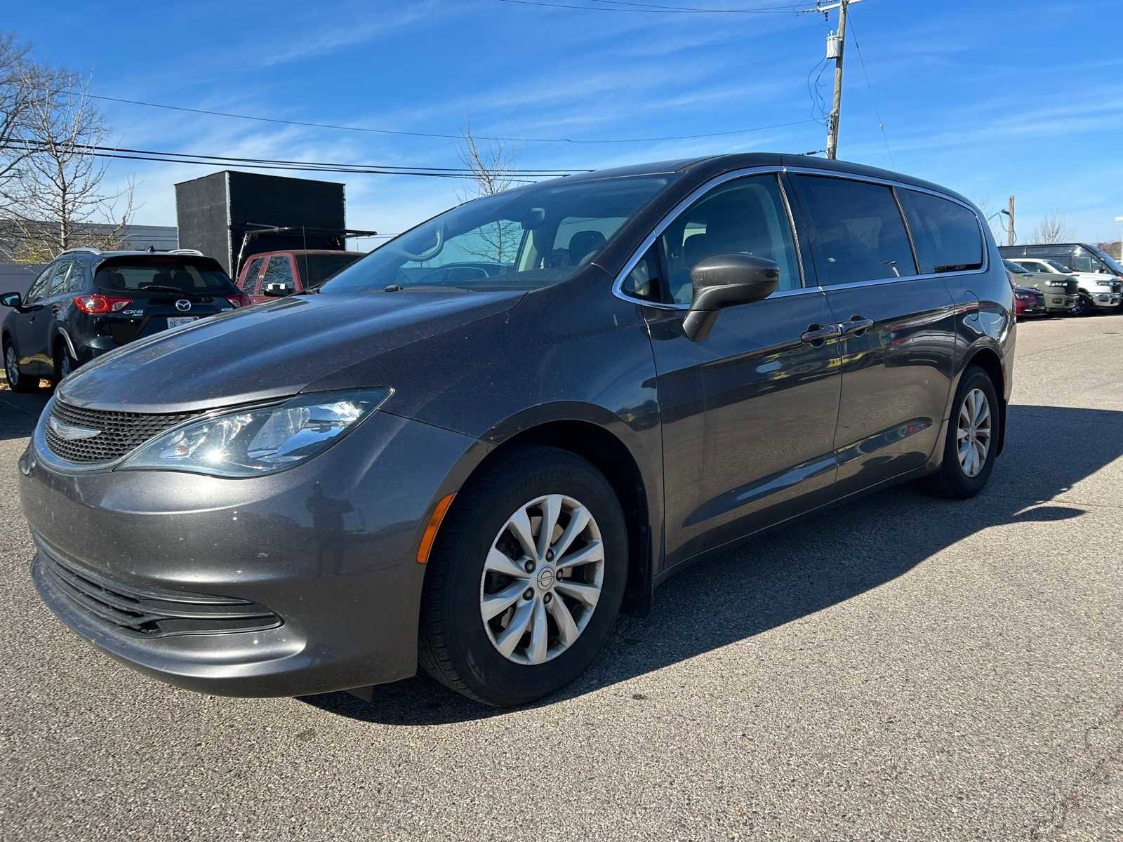 Certified 2017 Chrysler Pacifica Touring w/ Tire & Wheel Group