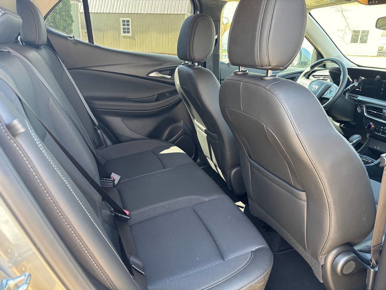 Used 2025 Buick Encore GX Preferred image 20