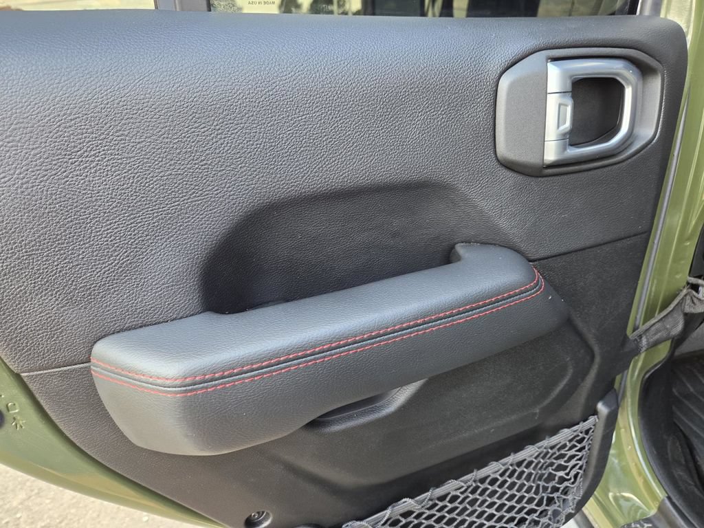 Used 2020 Jeep Wrangler Unlimited Rubicon AWD/4WD image 36