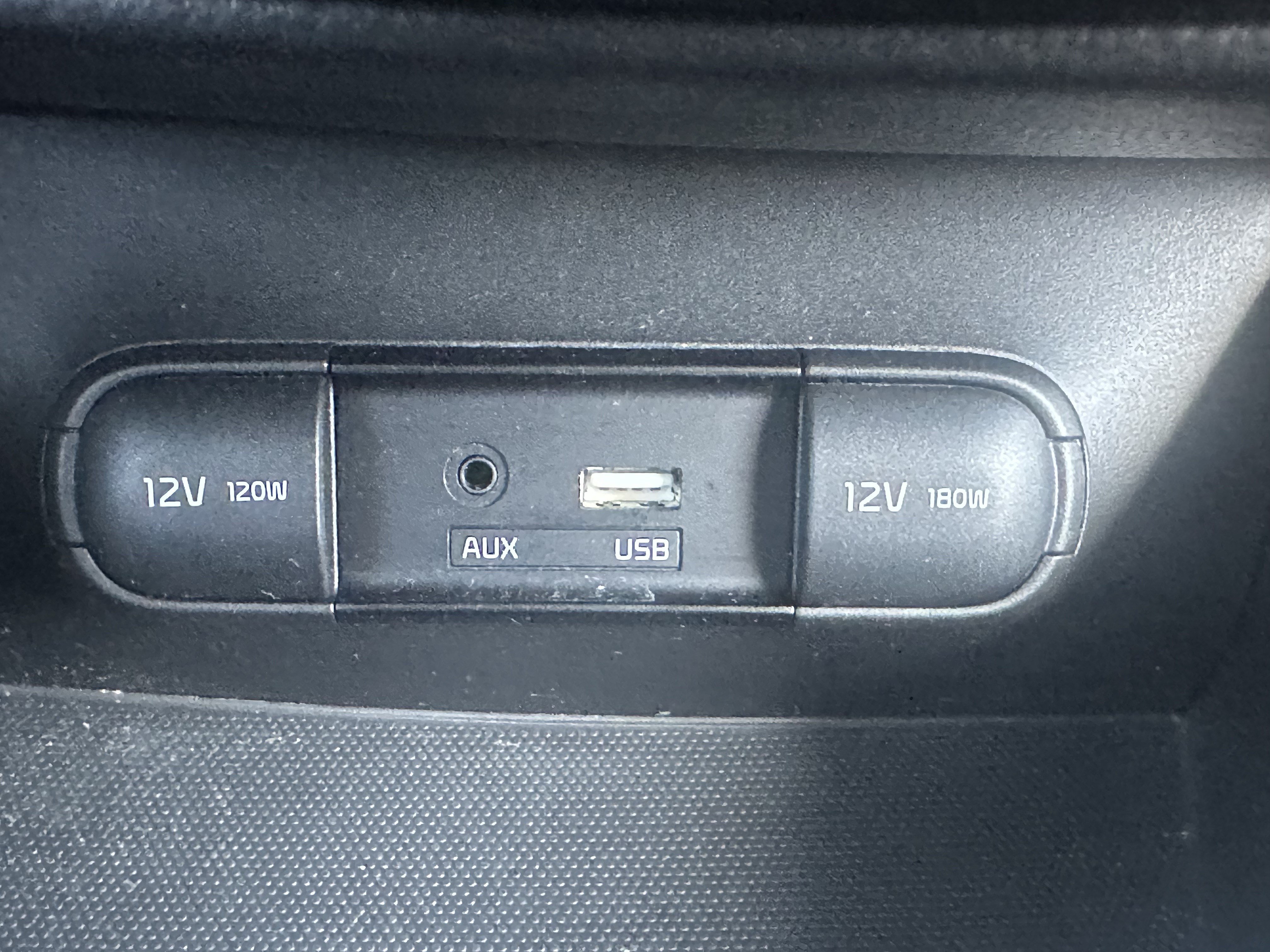 Used 2019 Kia Soul FWD image 29