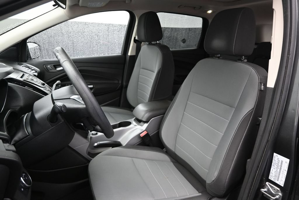 Used 2016 Ford Escape SE FWD image 16