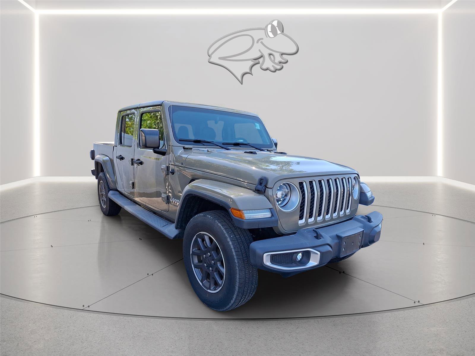 Used 2020 Jeep Gladiator Overland AWD/4WD image 3