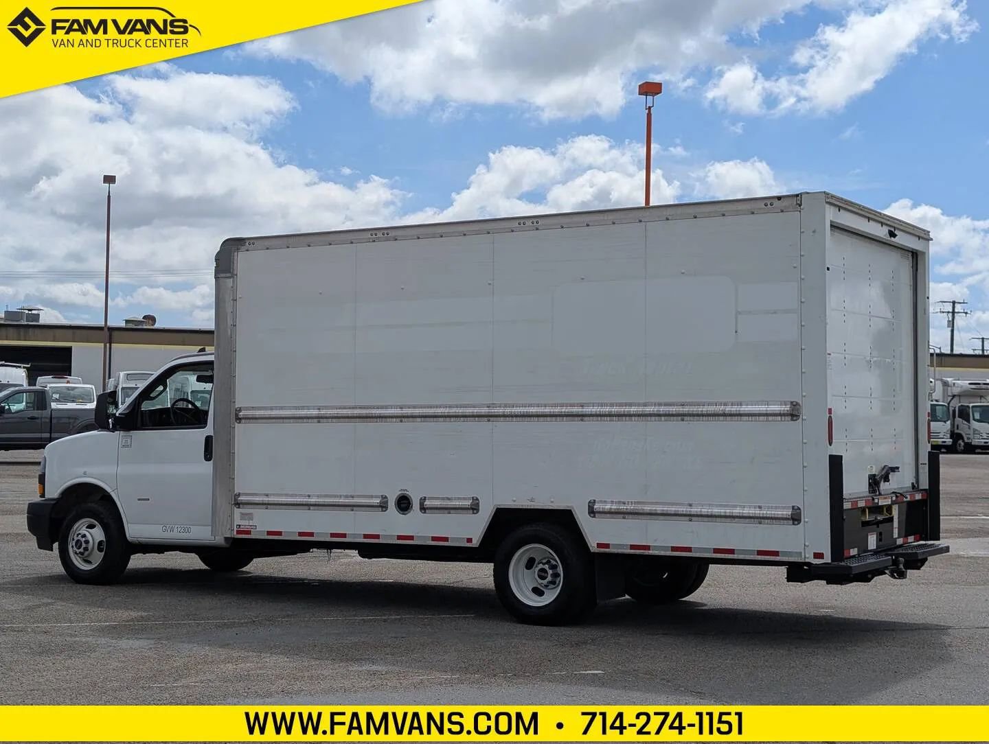 Used 2022 GMC Savana 3500 Extended w/ Power Convenience Package RWD image 5