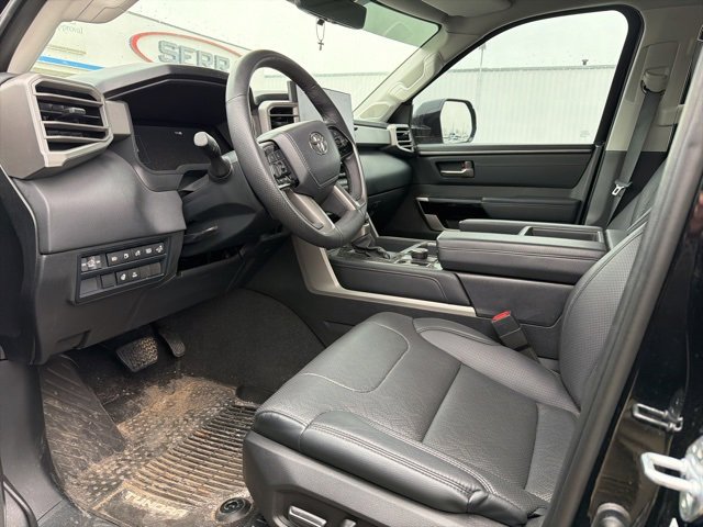 Used 2022 Toyota Tundra Limited image 11