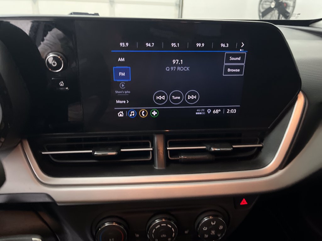 Used 2024 Chevrolet Trax LS w/ LS Convenience Package FWD image 20