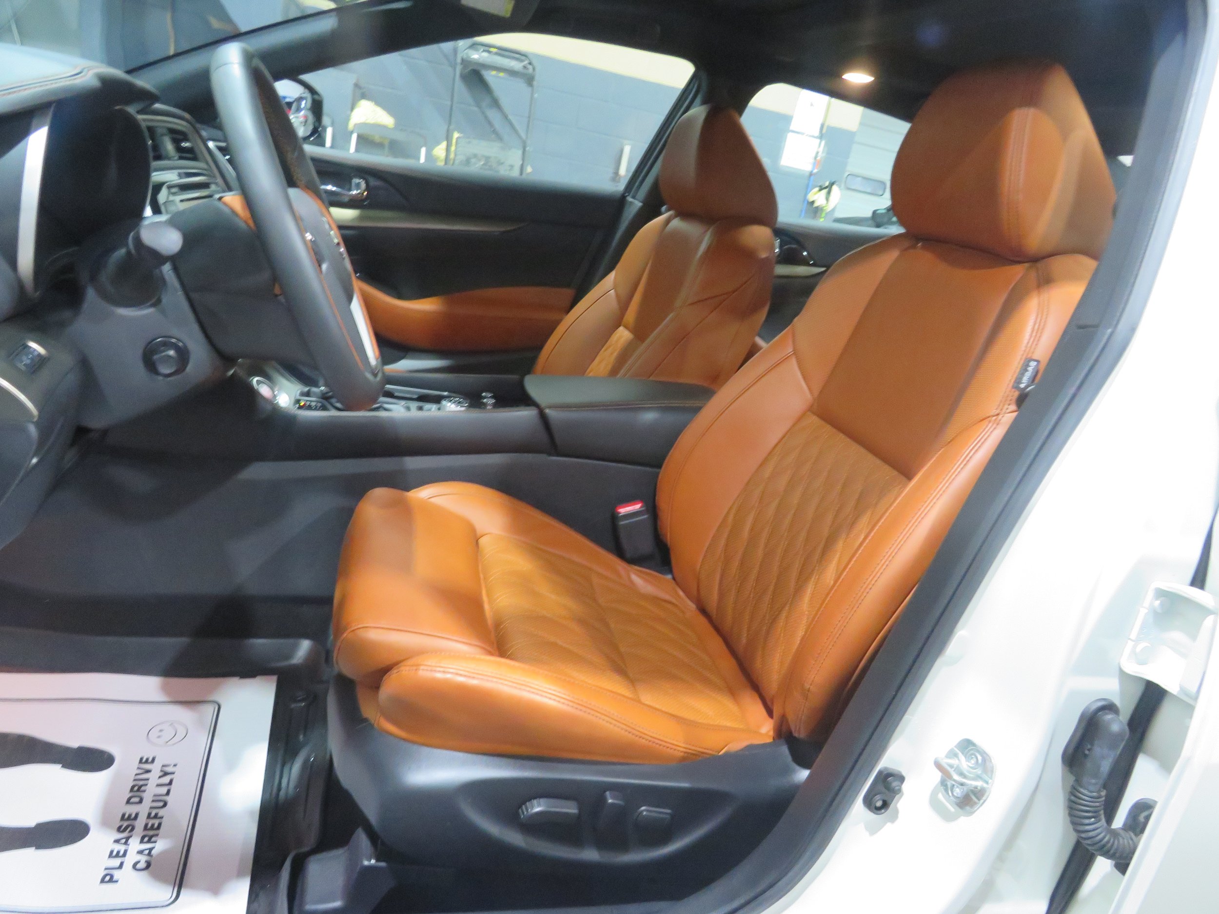 Used 2020 Nissan Maxima Platinum w/ Reserve Package FWD image 14