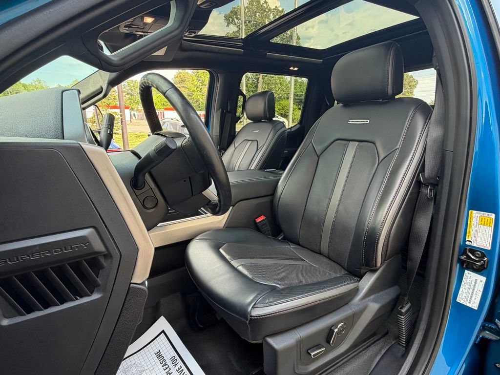 Used 2020 Ford F250 Platinum w/ Tremor Off-Road Package AWD/4WD image 23