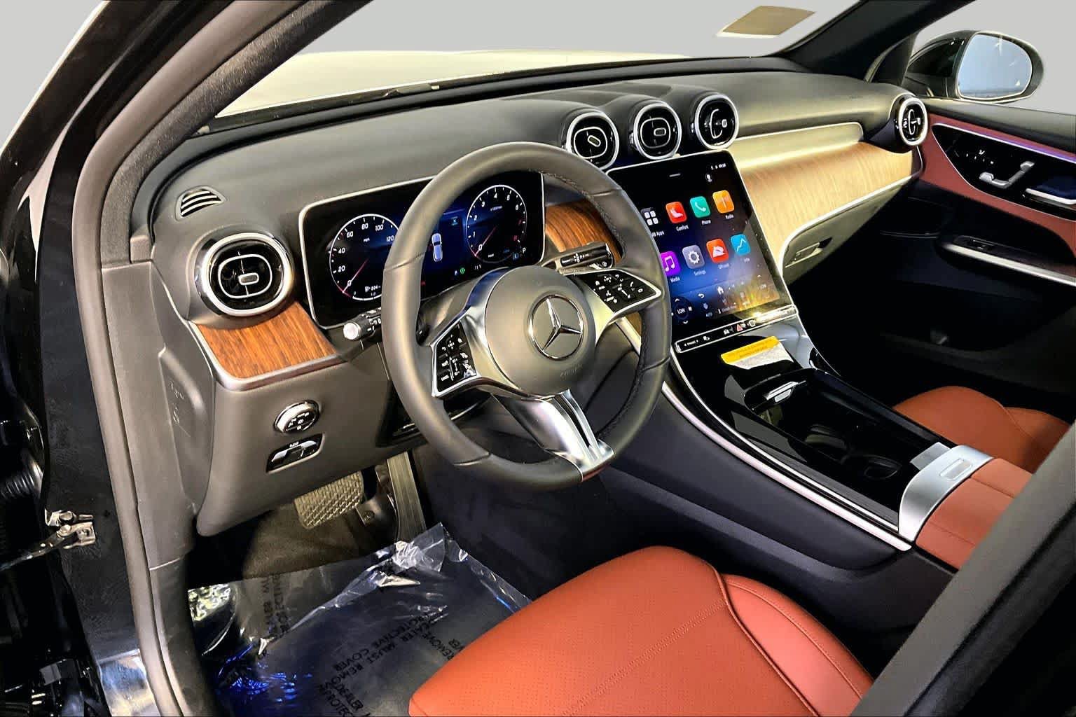 Certified 2026 Mercedes-Benz GLC 300 4MATIC image 18