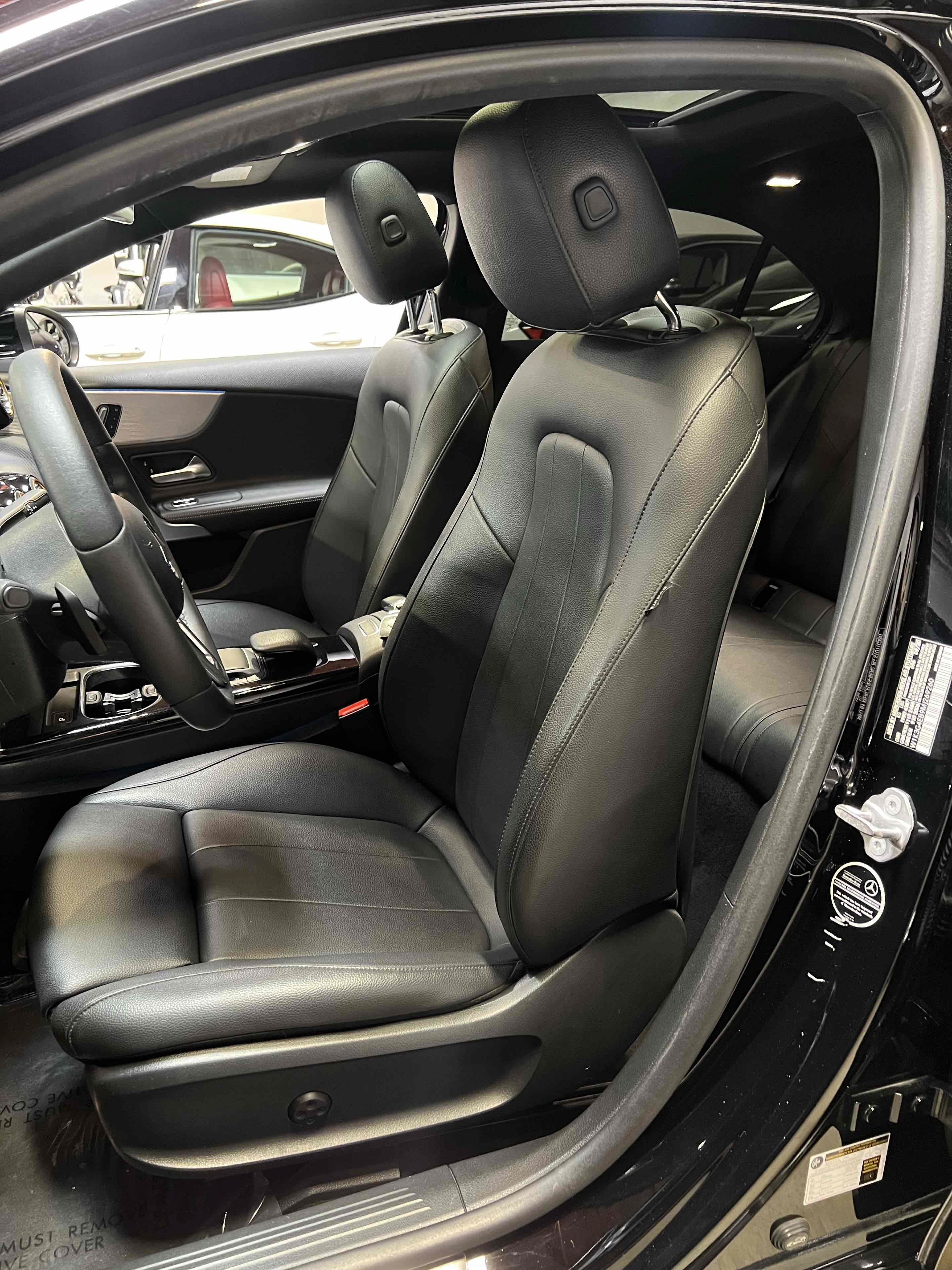Used 2021 Mercedes-Benz A 220 image 33
