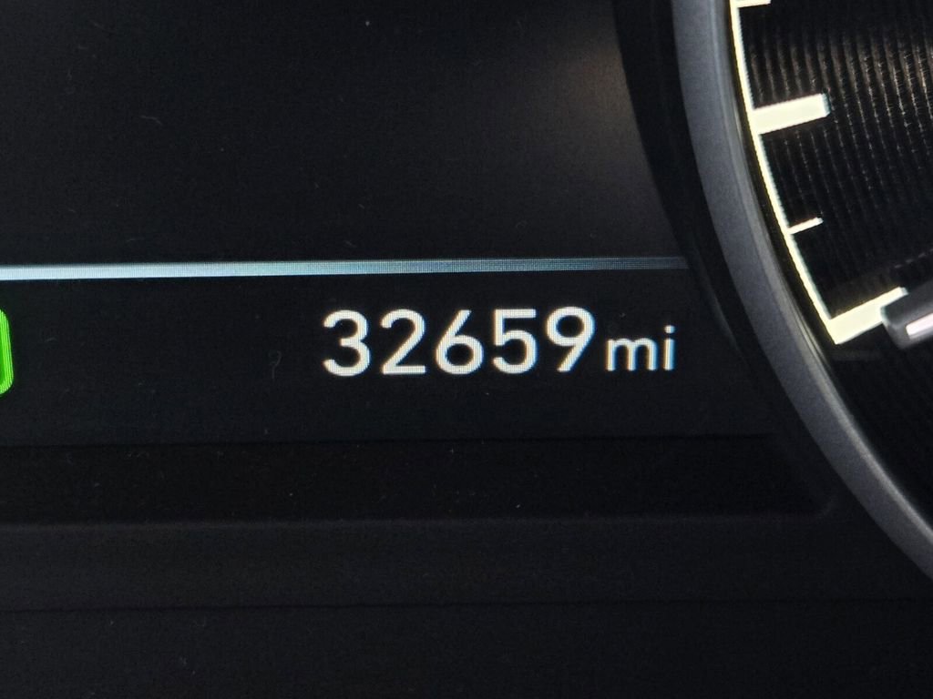 Used 2018 Genesis G90 5.0 Ultimate image 26