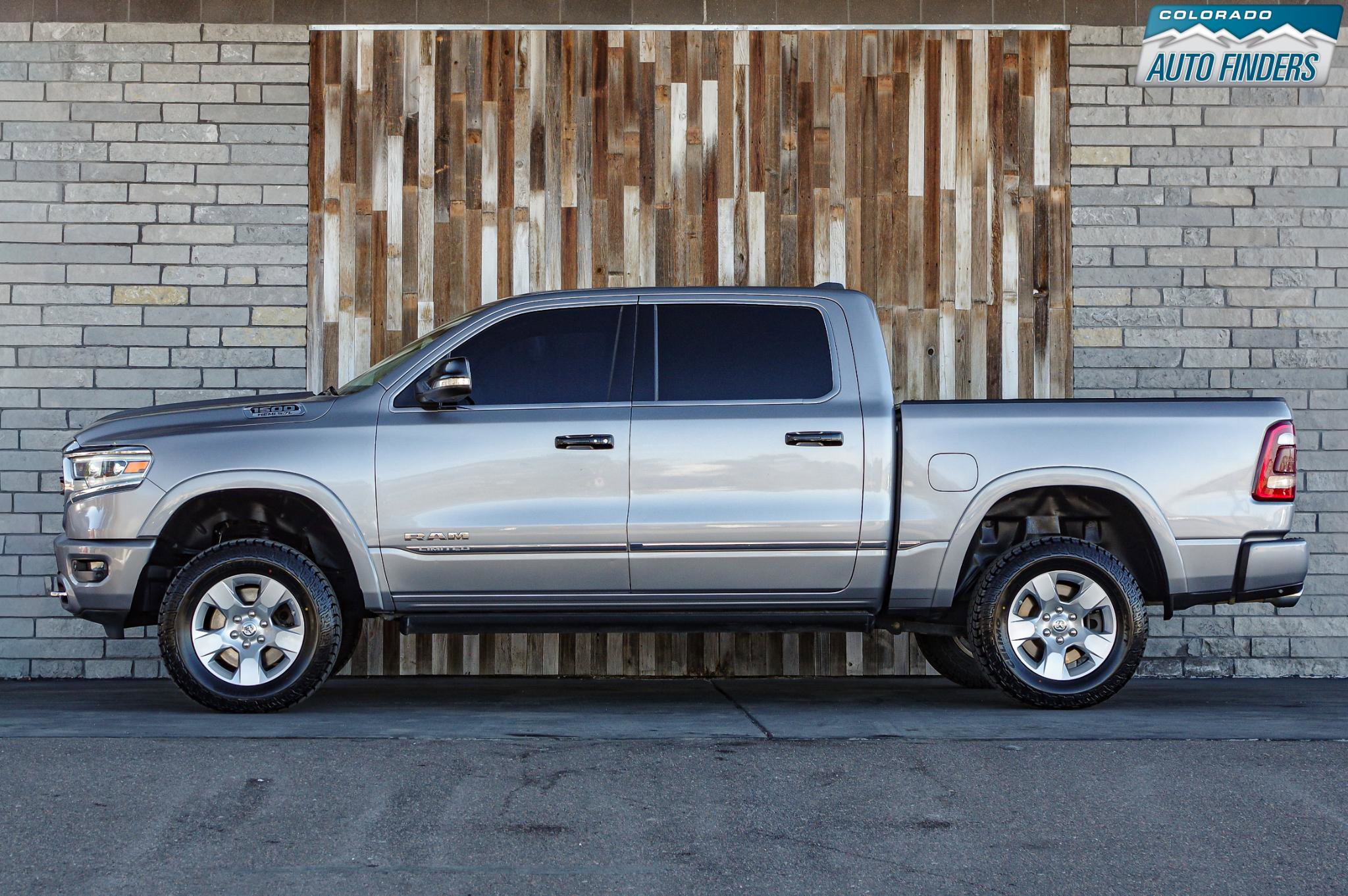 Used 2019 RAM 1500 Limited w/ Advanced Safety Group image 3