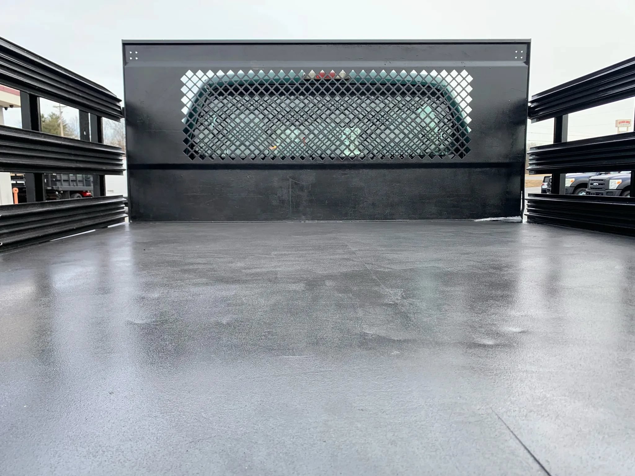 Used 2011 Ford F550 2WD Crew Cab Super Duty w/ Trailer Tow Pkg image 33