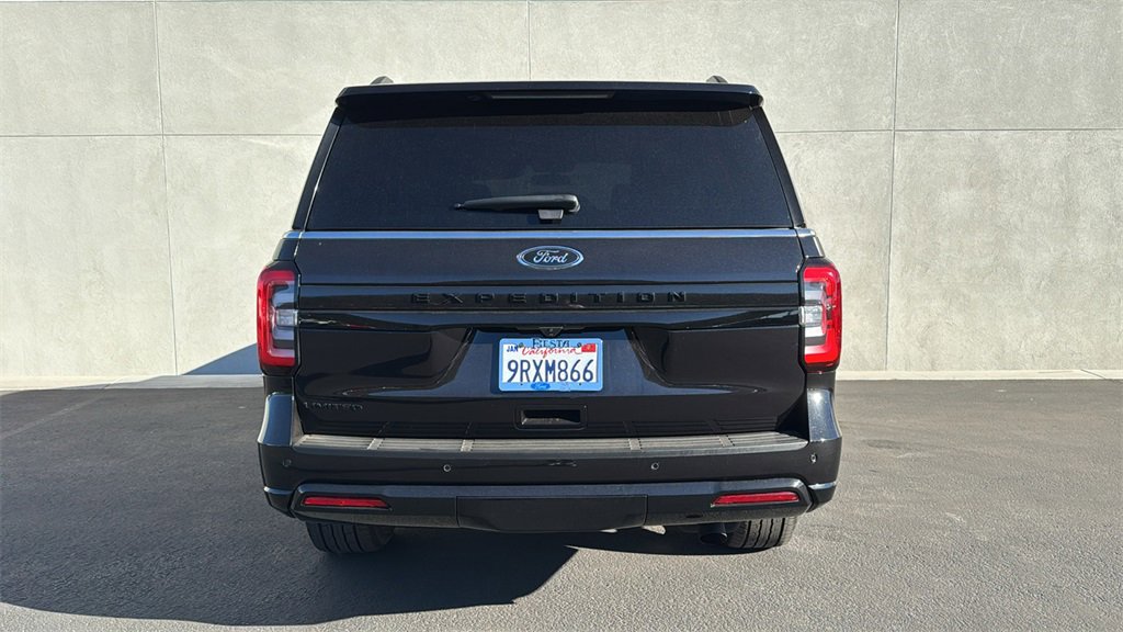 Certified 2024 Ford Expedition Limited image 3