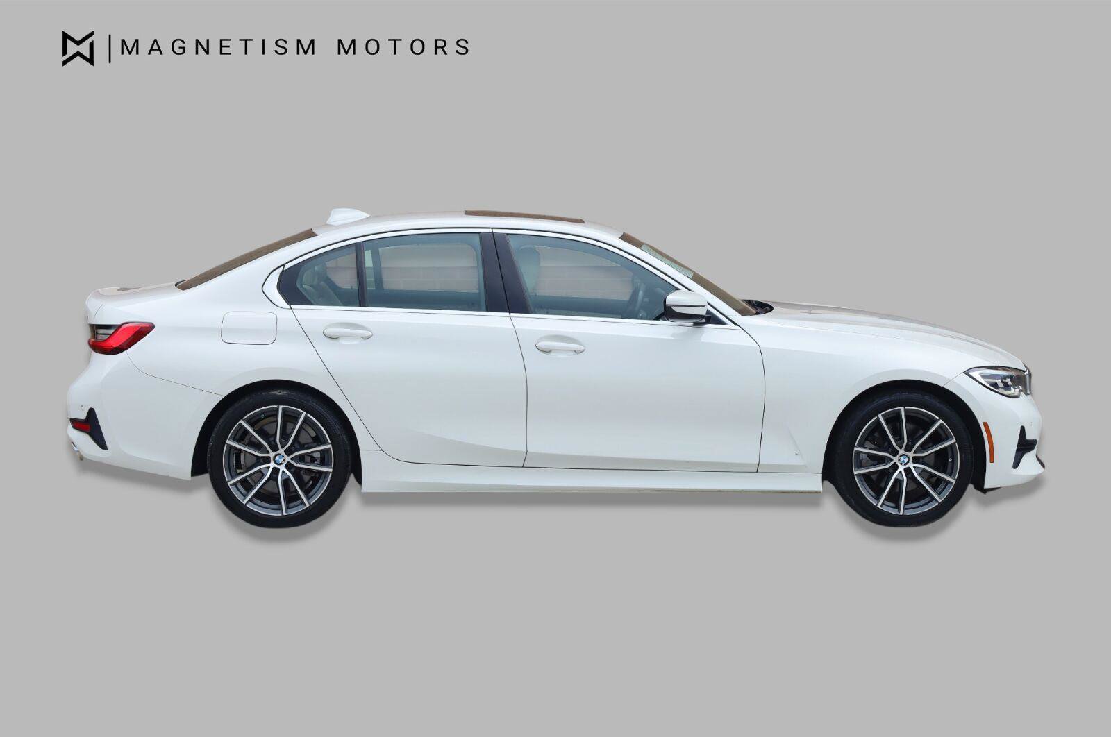 Used 2020 BMW 330i Sedan w/ Premium Package RWD image 3