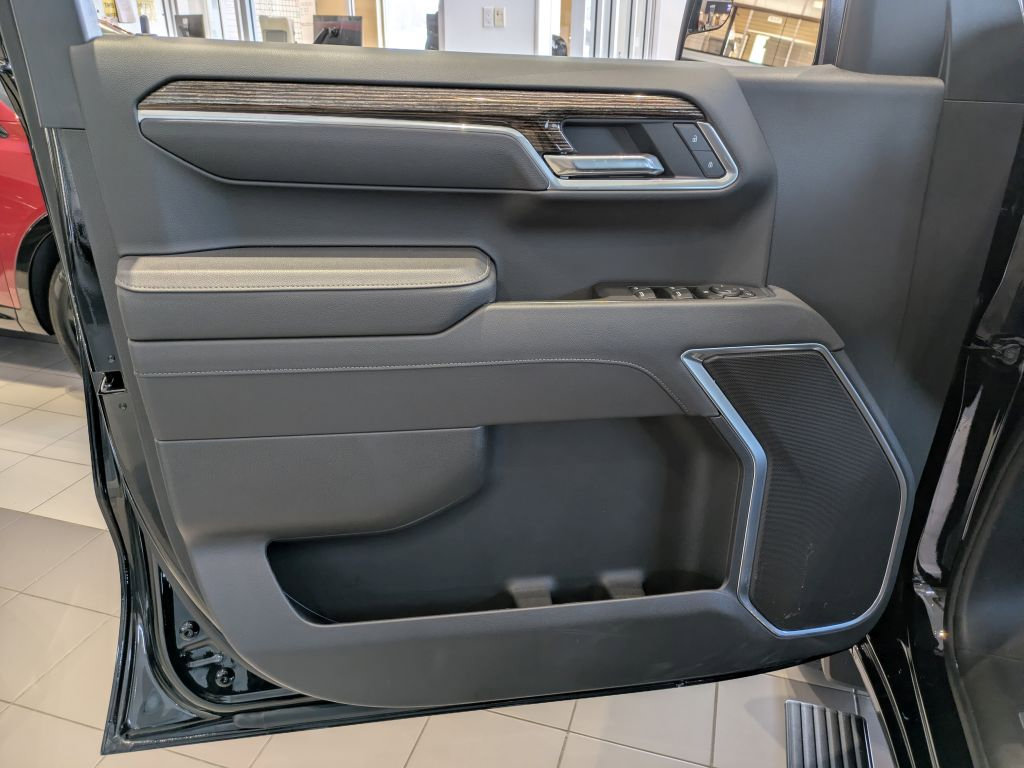 Certified 2026 GMC Sierra 1500 Elevation AWD/4WD image 8