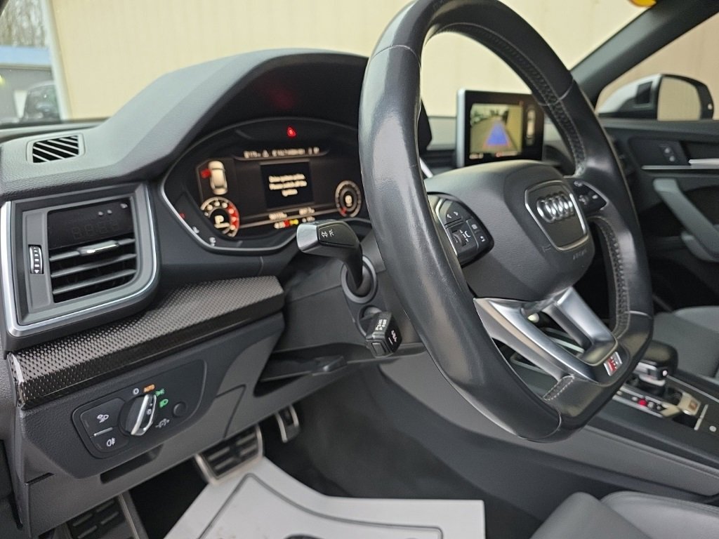 Used 2018 Audi SQ5 Premium Plus w/ Navigation Package image 17