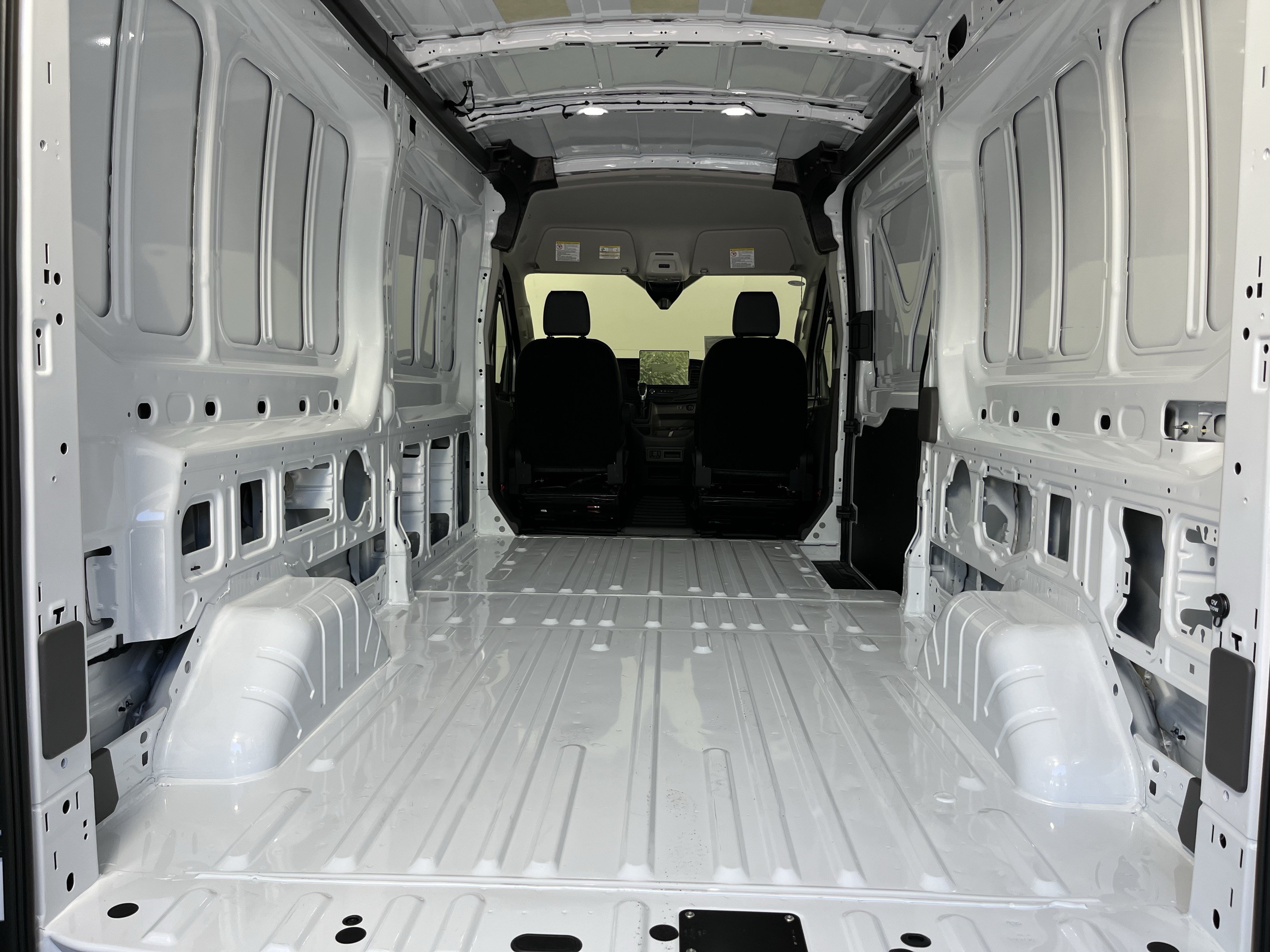 New 2026 Ford Transit 250 148 Medium Roof Extended AWD image 5