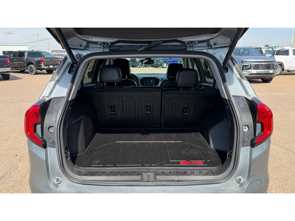 Certified 2023 GMC Terrain SLT w/ Tech Package image 26