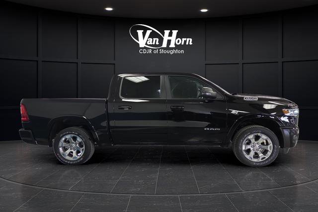 New 2026 RAM 1500 4x4 Crew Cab image 2