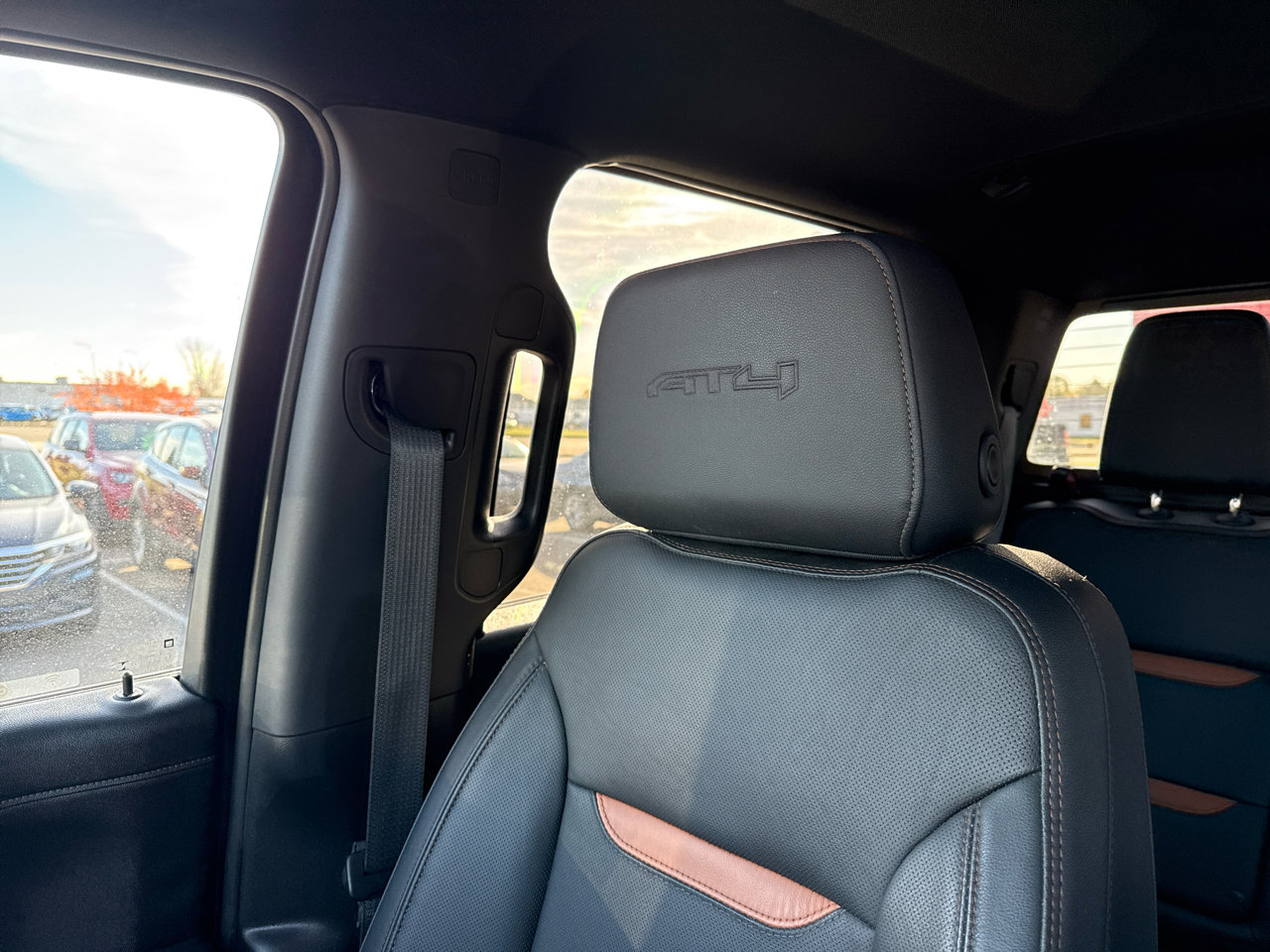 Used 2021 GMC Sierra 1500 AT4 w/ AT4 Value Package image 27