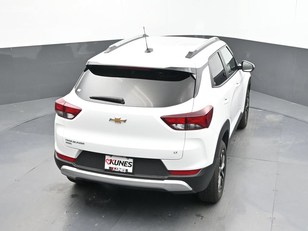Used 2025 Chevrolet TrailBlazer LT AWD/4WD image 26