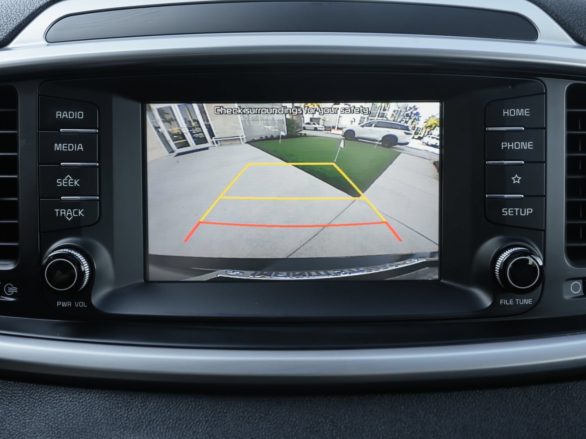 Used 2020 Kia Sorento EX FWD image 13