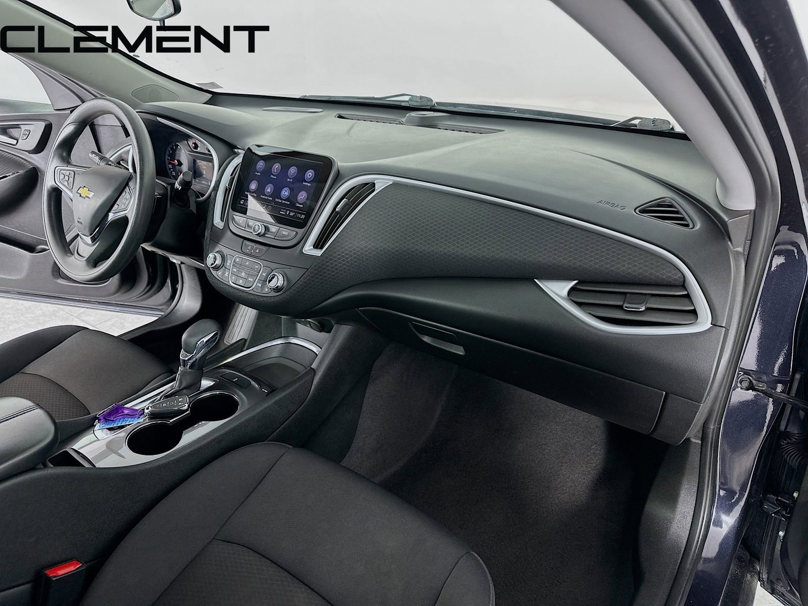 Used 2023 Chevrolet Malibu LT image 34