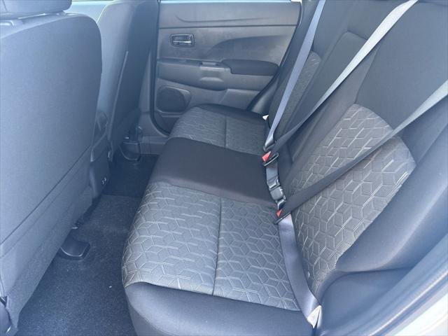 New 2025 Mitsubishi Outlander Sport LE image 19