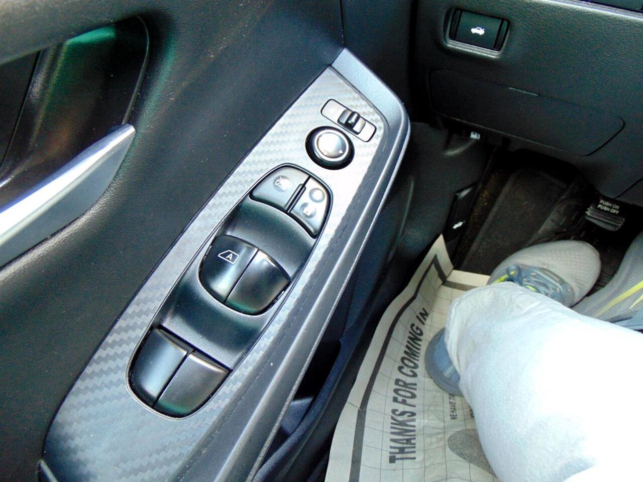 Used 2024 Nissan Sentra SV image 33