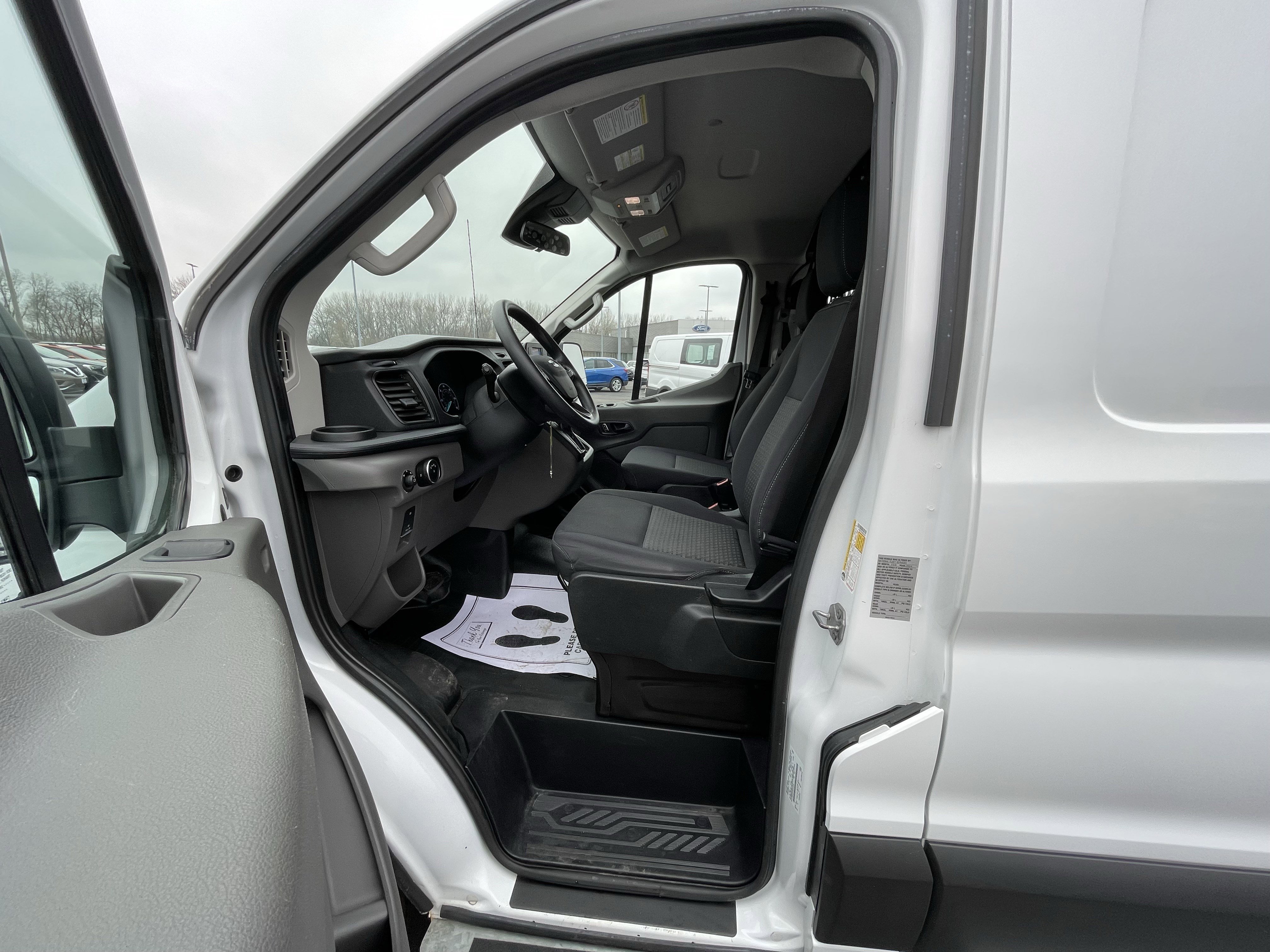 Used 2024 Ford Transit 250 Low Roof w/ Exterior Upgrade Package image 15