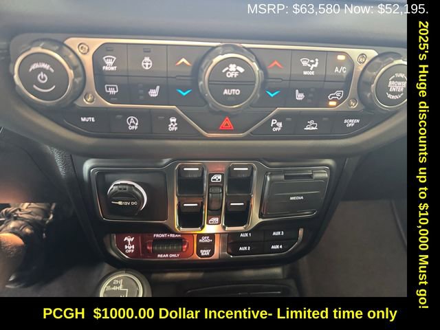 New 2025 Jeep Gladiator Rubicon w/ Safety Group image 16