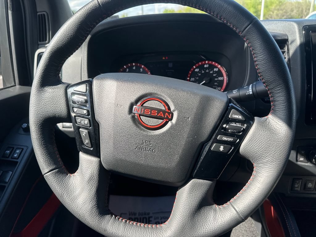 Used 2022 Nissan Frontier PRO-4X AWD/4WD image 19