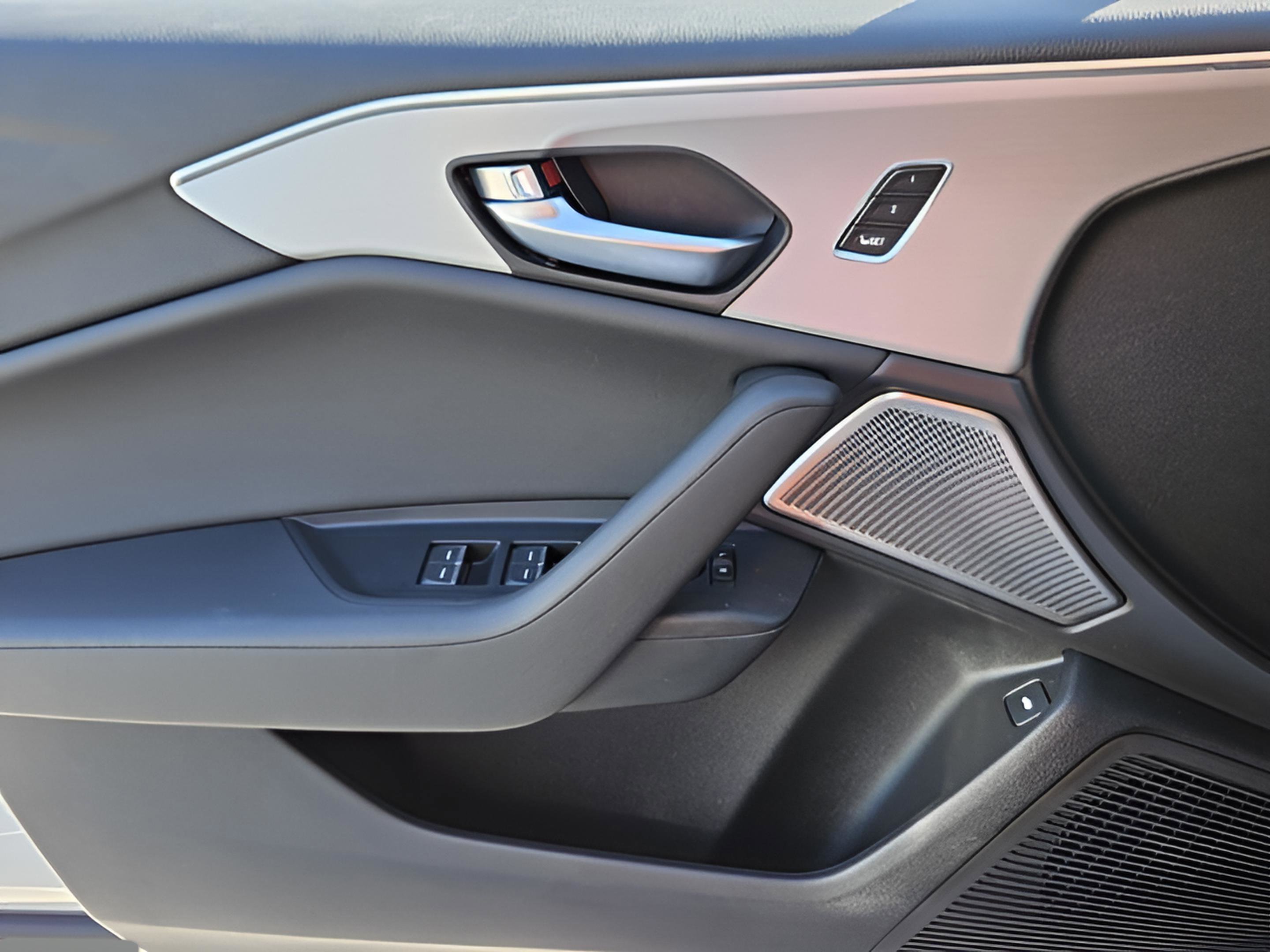 New 2025 Acura TLX w/Technology Package image 29