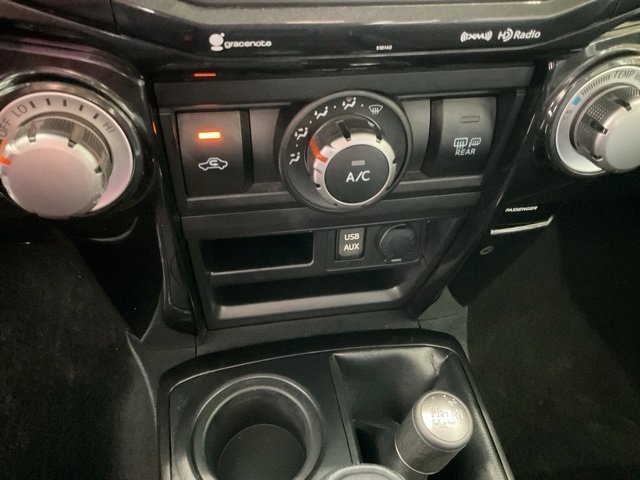 Used 2016 Toyota 4Runner image 14