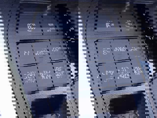 Used 2024 Toyota RAV4 XLE image 9