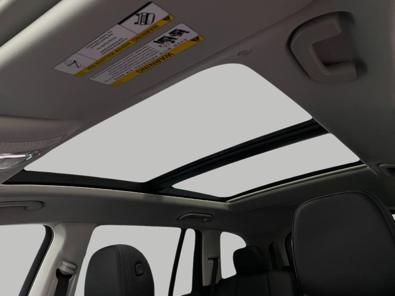 New 2026 Mercedes-Benz GLS 450 4MATIC image 35