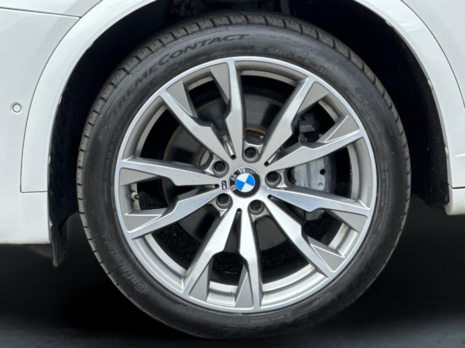 Used 2017 BMW X4 M40i AWD/4WD image 26