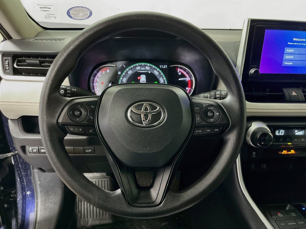 Used 2025 Toyota RAV4 XLE w/ Convenience Package FWD image 14