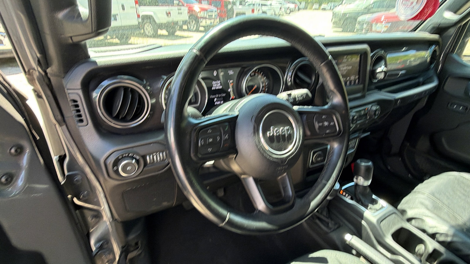 Used 2021 Jeep Wrangler Unlimited Sport AWD/4WD image 23