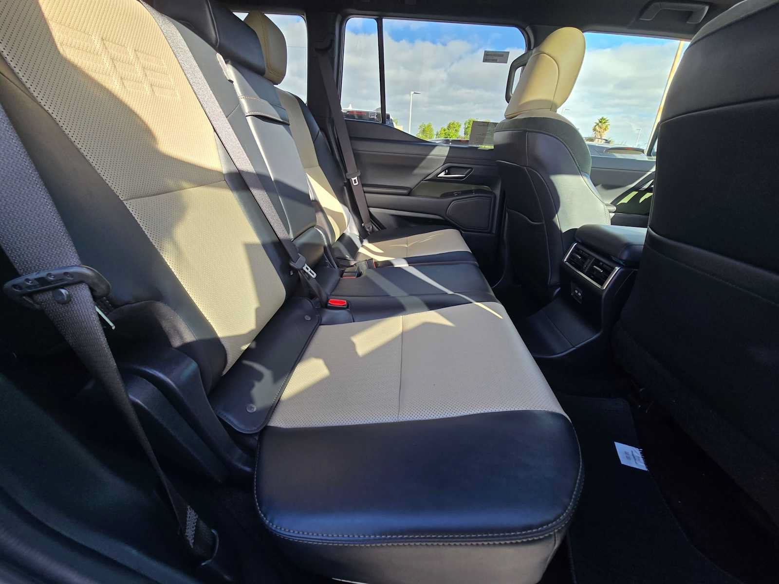 New 2026 Lexus GX 550 AWD/4WD image 12