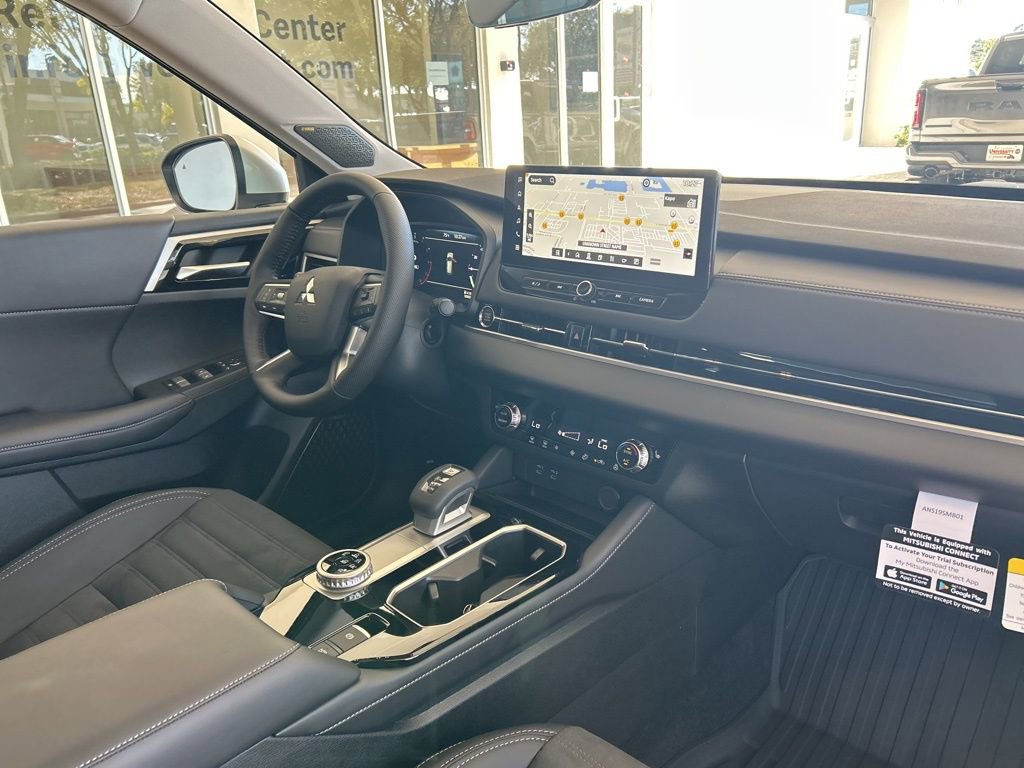 New 2026 Mitsubishi Outlander SE image 22