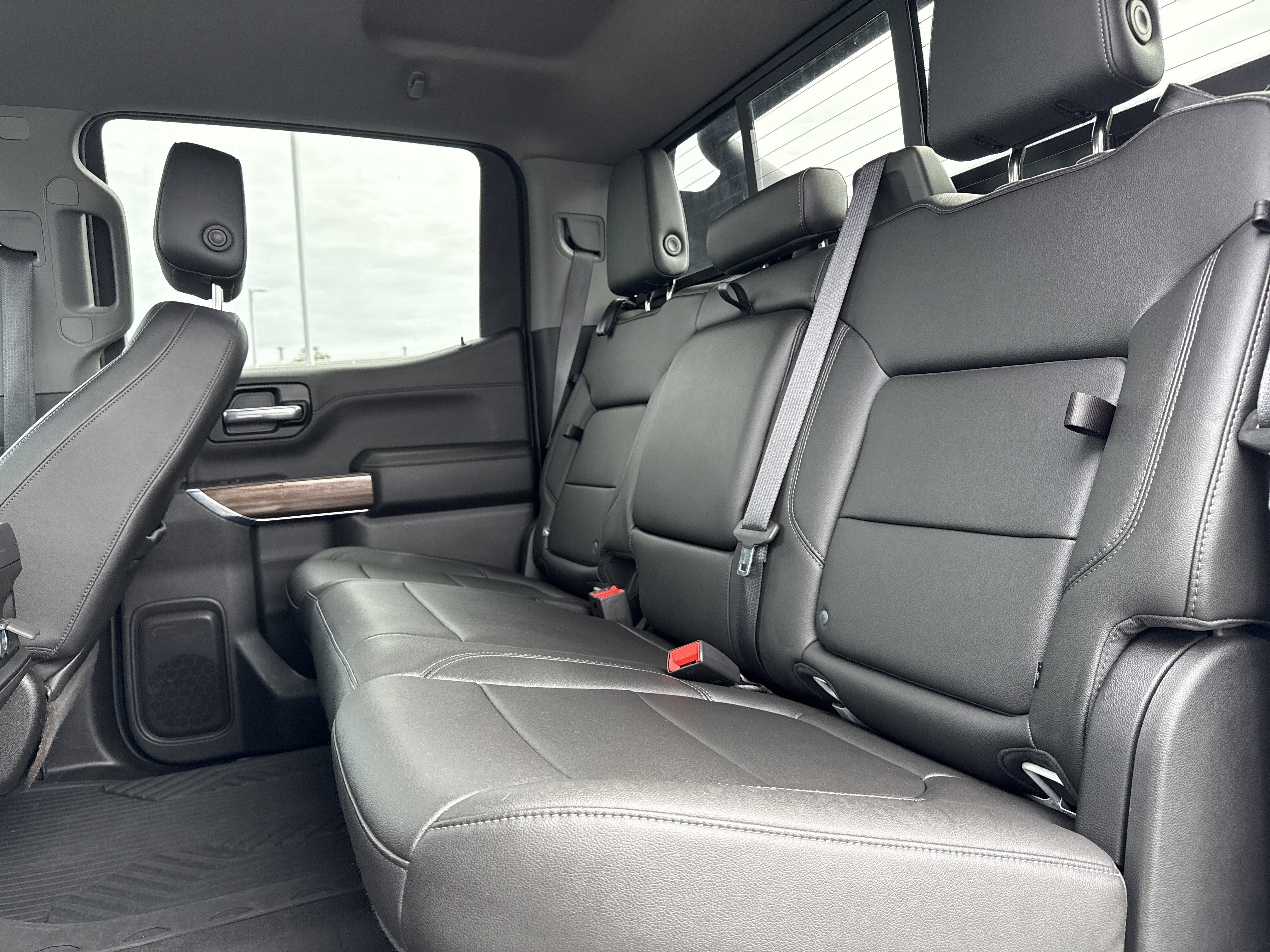 Used 2020 Chevrolet Silverado 1500 LT Trail Boss image 29