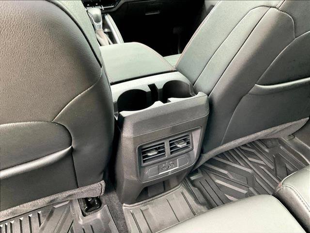 Used 2025 Chevrolet Colorado Z71 w/ Technology Package AWD/4WD image 23