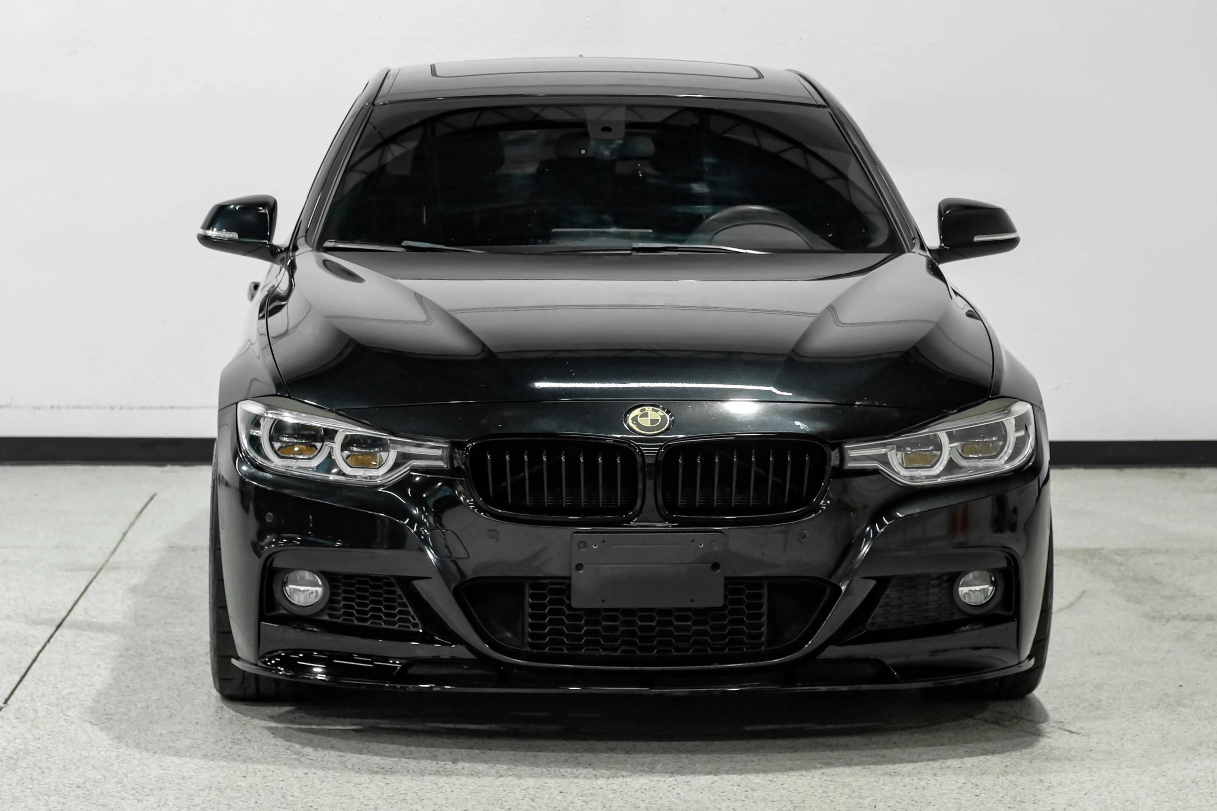 Used 2017 BMW 340i Sedan RWD image 3
