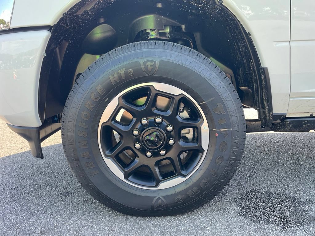 New 2026 RAM 2500 Laramie AWD/4WD image 21