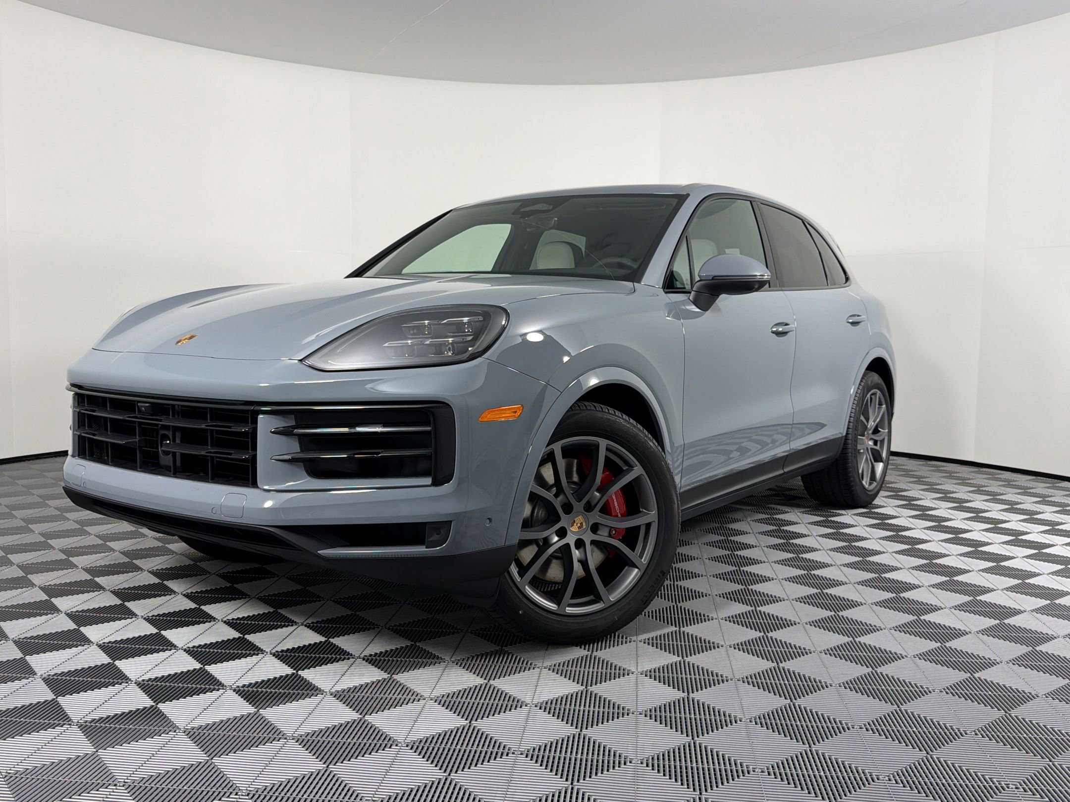 New 2026 Porsche Cayenne S AWD/4WD image 1