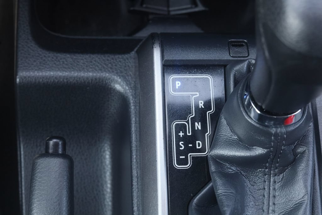 Used 2023 Toyota Tacoma SR5 AWD/4WD image 11