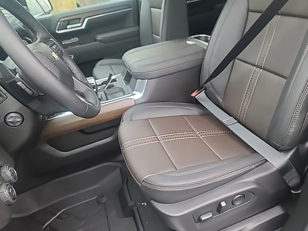 New 2026 Chevrolet Silverado 1500 High Country image 14
